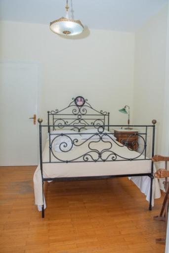 Theodore'S Maisonette Next To The Metro Station Athena Bagian luar foto